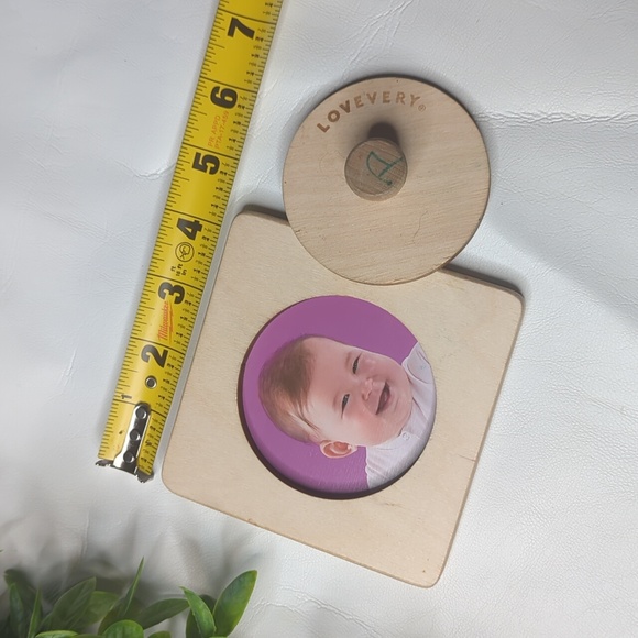 Lovevery chunky first puzzle the inspector play kit - Picture 1 of 6